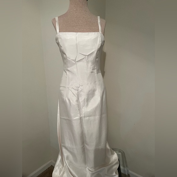 Cream evening gown - Picture 6 of 6